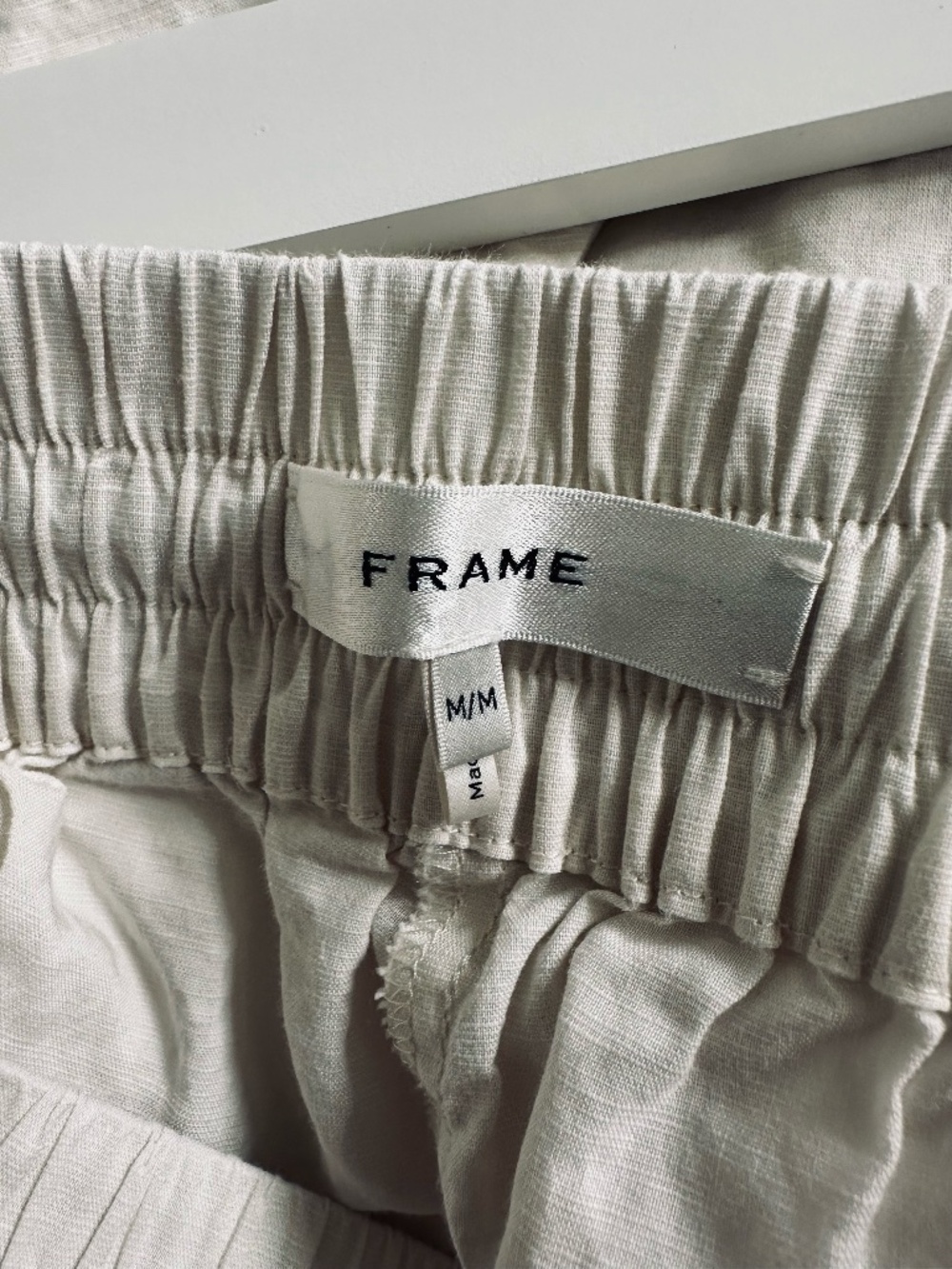 FRAME Wide-Leg Pants · Off-White · Side Slits · Elastic Waist Size M - Picture 4 of 4